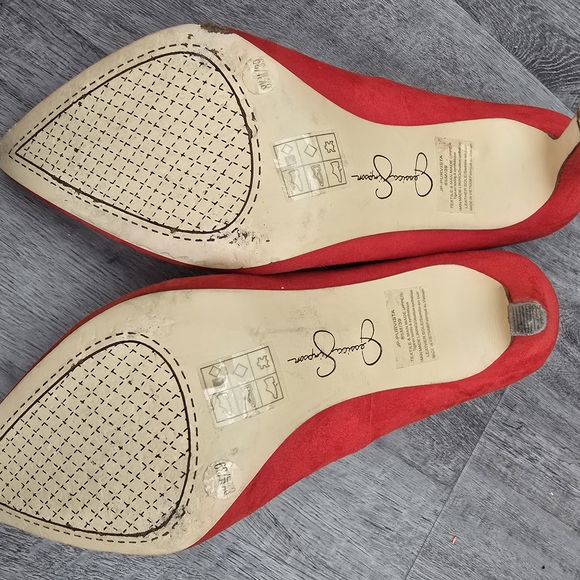 Jessica Simpson Bold Red Heels - Picture 7 of 7